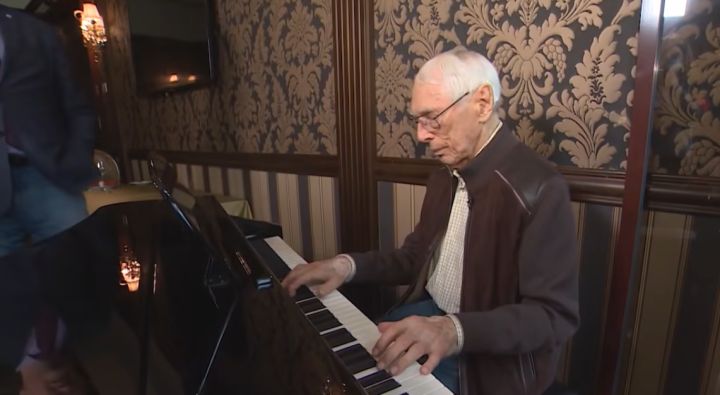Известный композитор отмечает свое 100-летие 