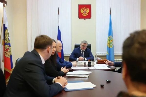 Астраханский губернатор провел личный прием граждан по поручению Президента РФ