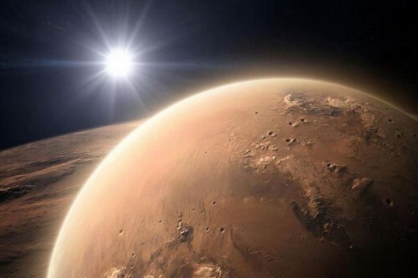 Ретроградный Марс или совпадение? Почему этой зимой звёзды массово попадали в больницы