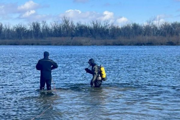 Еще одну жертву весеннего льда извлекли астраханские спасатели из воды