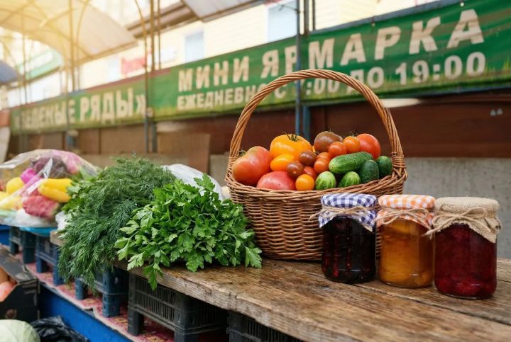 Где заработали крупные «Зеленые ряды» в Астрахани