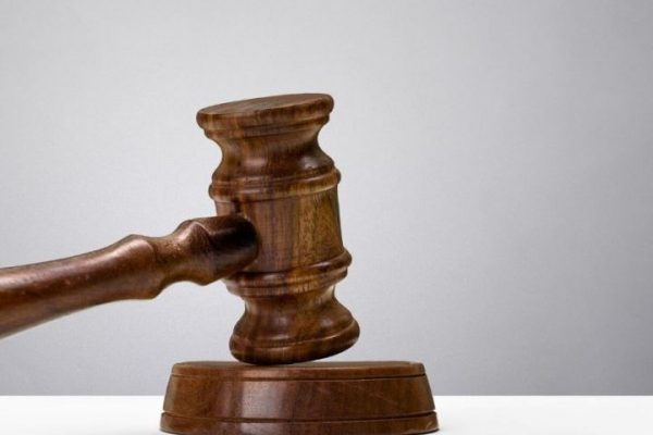 Бастрыкин поручил возбудить уголовное дело по ситуации с многоквартирным домом в Астрахани