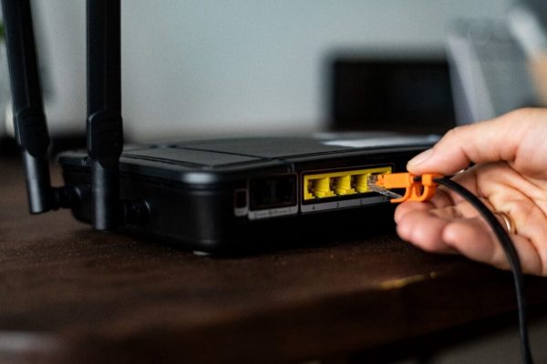 Минцифры назвало данные о введении "белых списков" для домашнего интернета фейком