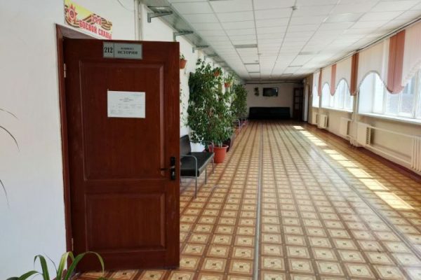 Пенсия в 30 лет, стандарт для старшеклассников, дифференциация медиков по цвету одежды. Резонансные новости 10 марта, которые вы могли пропустить 