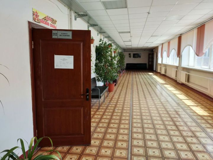 Пенсия в 30 лет, стандарт для старшеклассников, дифференциация медиков по цвету одежды. Резонансные новости 10 марта, которые вы могли пропустить 