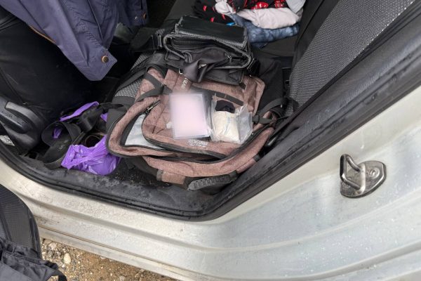 В Астрахани в автомобиле нашли 300 свертков мефедрона | АРБУЗ