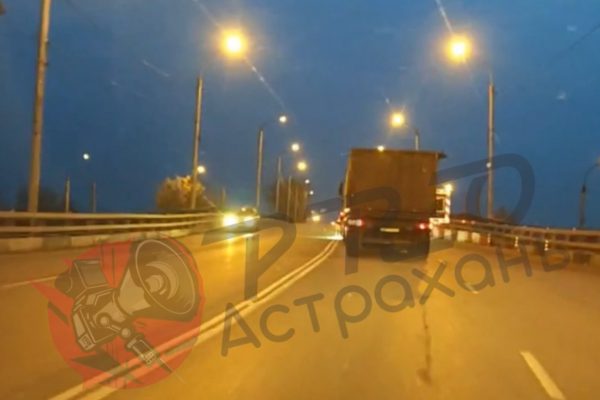 Большегрузам вход запрещен: с 20 марта астраханские дороги закрываются на просушку - PRO Астрахань