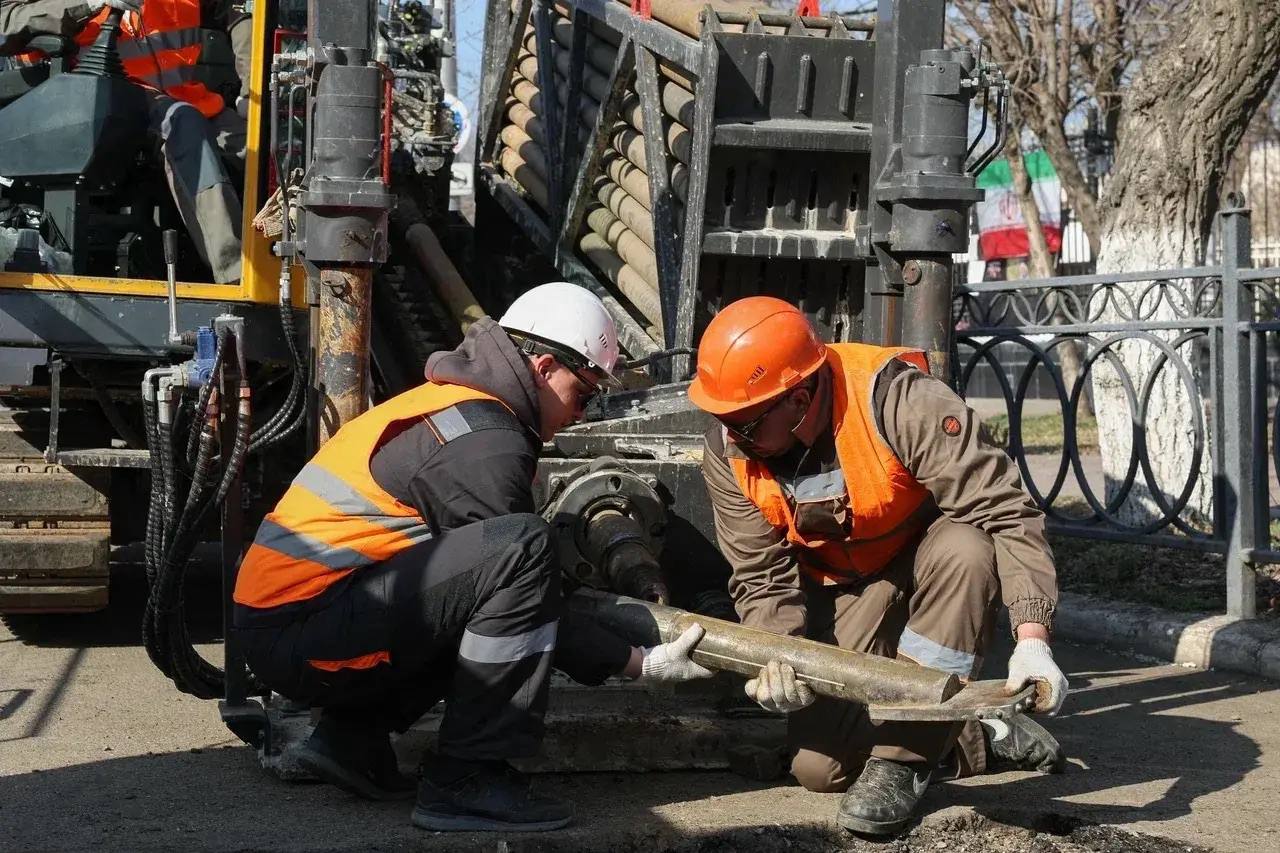 Игорь Бабушкин объяснил, почему раскопали улицы в центре Астрахани | АРБУЗ