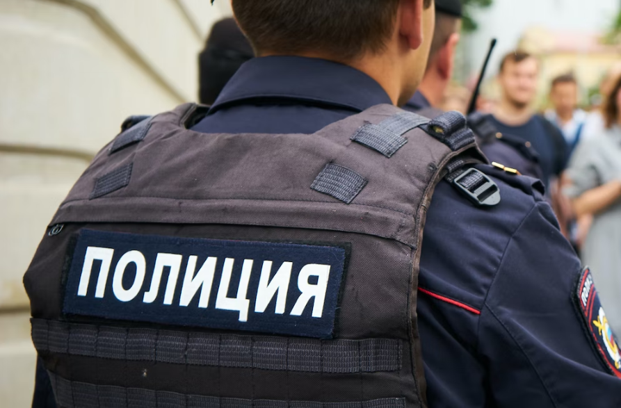 Осторожно: в киберполиции фиксируют попытки вовлечения граждан в противоправные действия через телефон и мессенджеры - LENNEWS