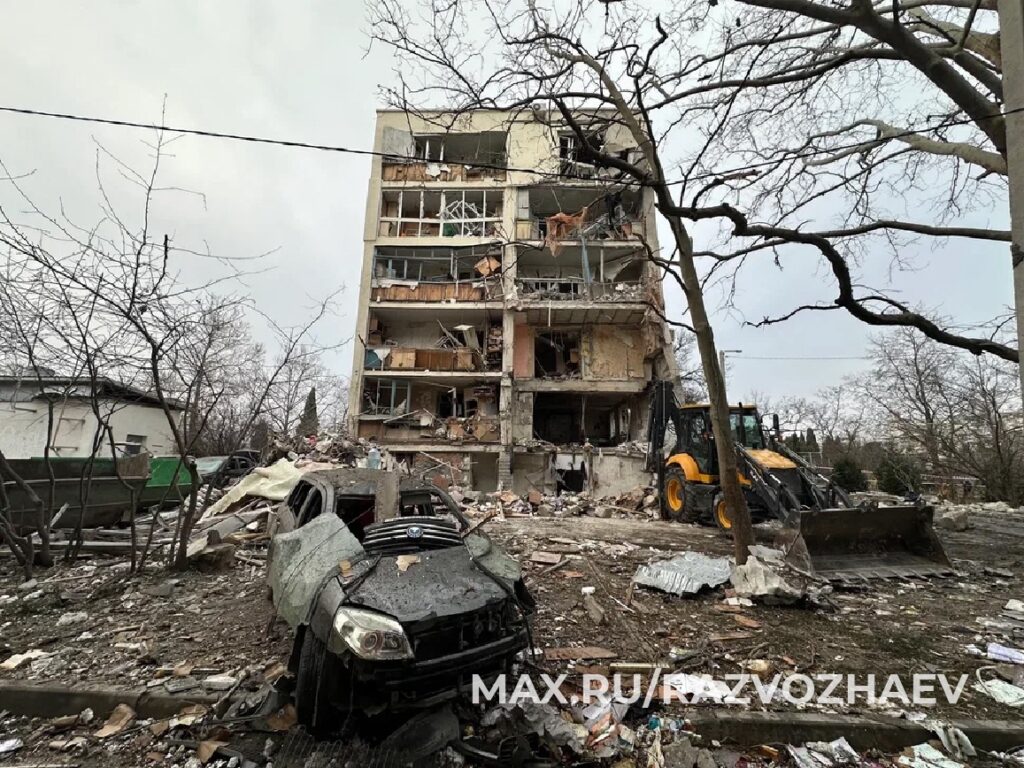 Развожаев о причинах взрыва в доме в Севастополе: версия о бытовом газе официально исключена