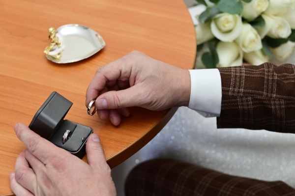 В Красноярске проведут день без разводов — пары отправят к психологам