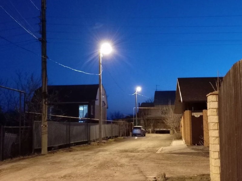 В Астрахани налаживают уличное освещение